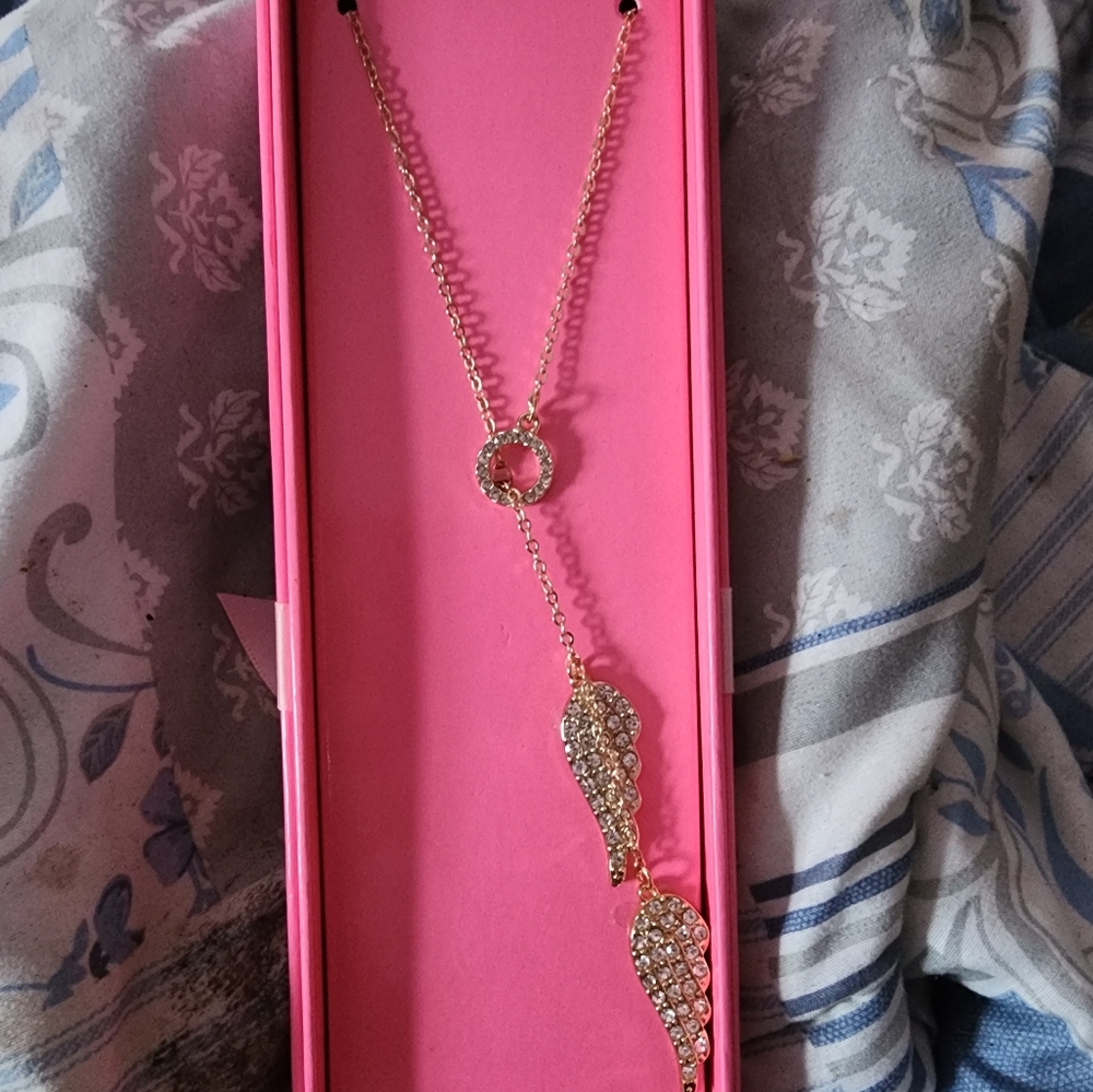 Victoria's secret angel wings necklace